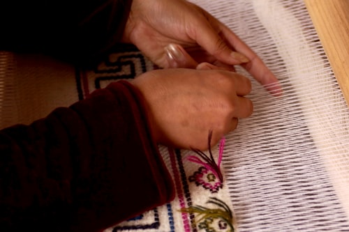 Backstrap Loom: The Body as Part of the Machine