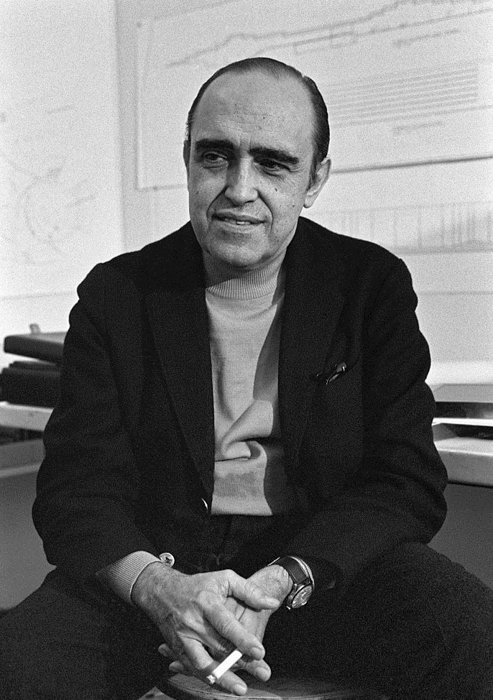 Oscar Niemeyer: The Communist Who Built Brazil's Capital